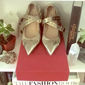 Valentino Garavani Grommet Metallic Ballerina Flat